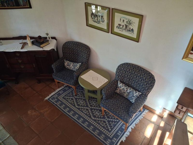Three-bedroom sectional title in Hoogland estate for sale. - Photo 6