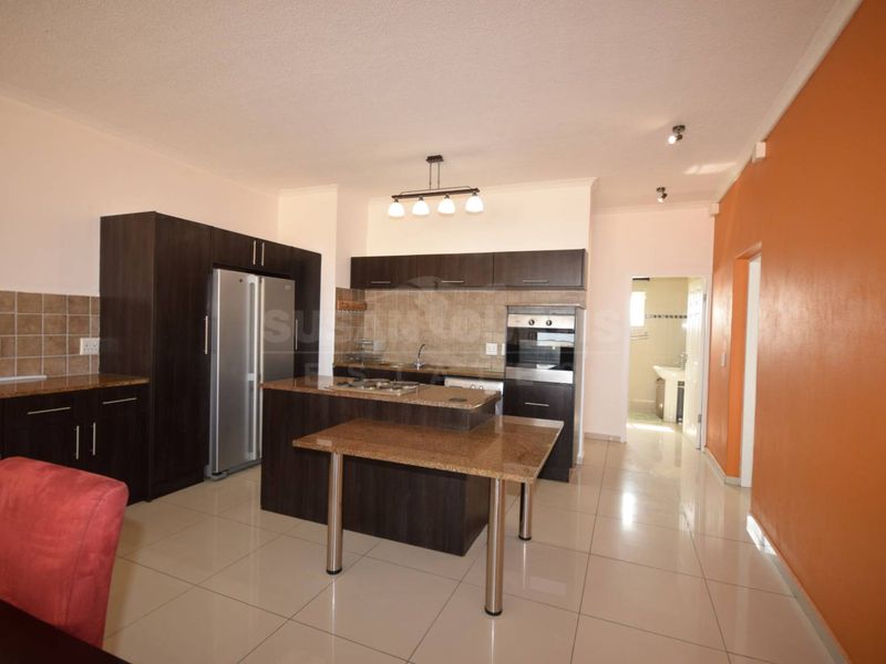 2 Bedroom Furnished Apartment - Photo 8