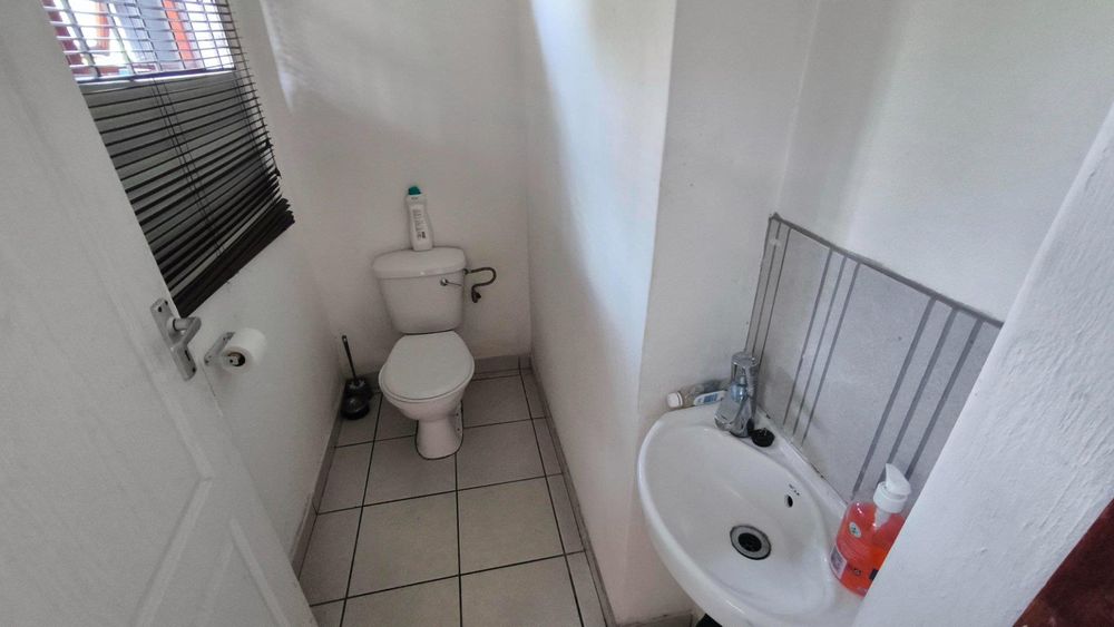 Granny Flat 1