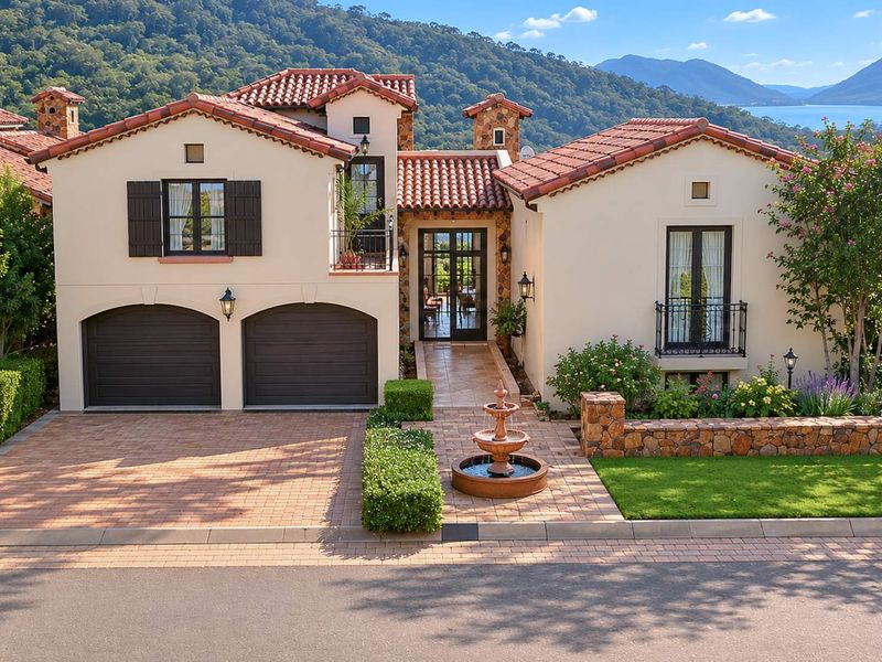 French Villa Estate D'Afrique – Exclusive Riverview Luxury - Photo 1