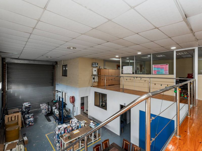 Prime Commercial Warehouse & Office Unit for Sale – Kingdom Park, Milnerton - Photo 10