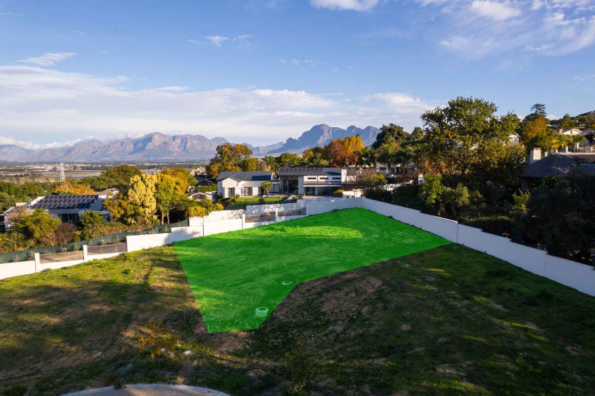 Build your Dream Home on a Premium Corner Stand in Laborie et Picardie Estate, One of Paarl's Best-located Estates - Photo 2