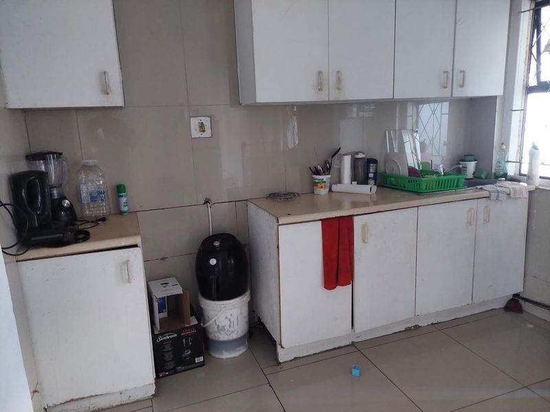 Looking for a Good Buy - Photo 5