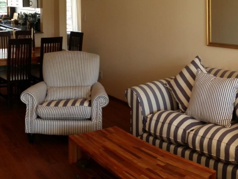 FURNISHED TWO BEDROOMS - Photo 5