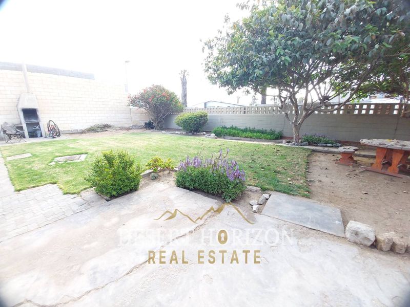 Swakopmund,Vineta |  Sea Front House With a Flat - Photo 3