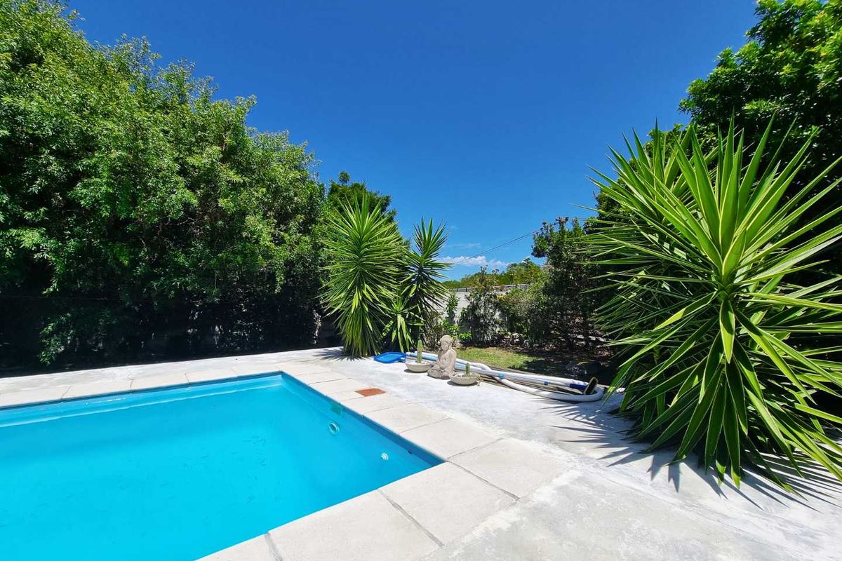 A Coastal Canvas: Where Vision Becomes Lifestyle - Photo 2