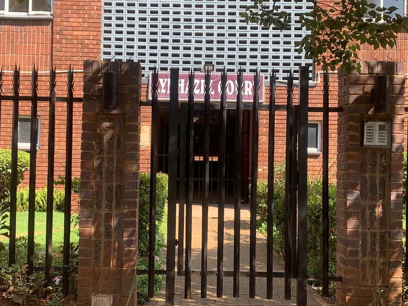 **1 bedroom flat in Edleen** - Photo 2