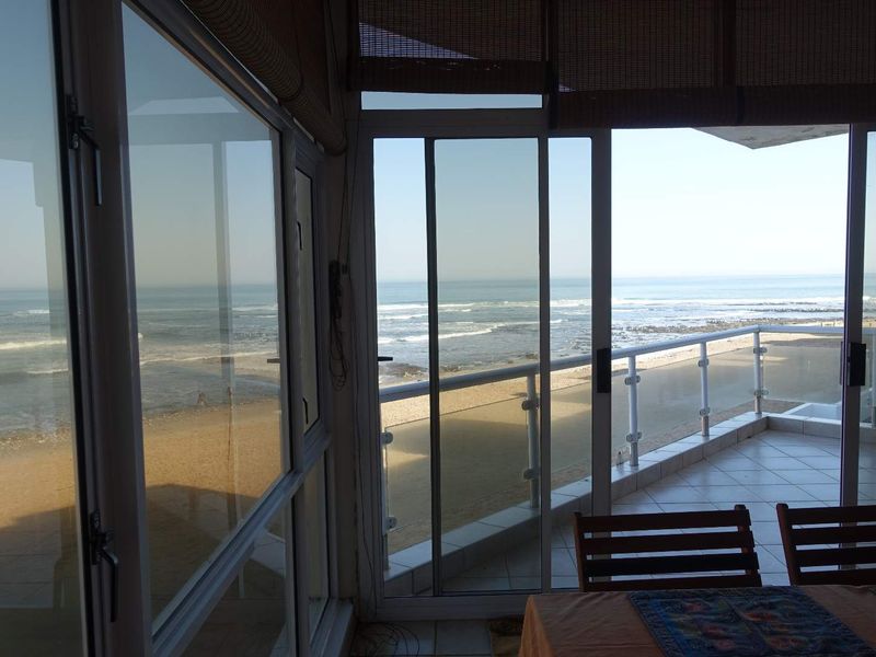 COASTAL ELEGANCE MEETS INVESTMENT OPPORTUNITY - Photo 4