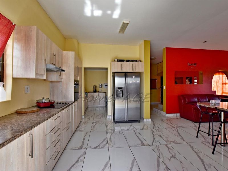 Mondesa, Swakopmund:  Neat Double Storey Home is for Sale - Photo 6