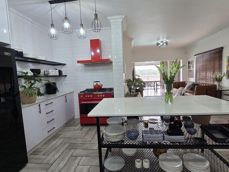 Luxurious Estate Living - 3 Bedroom Cluster Radiokop - Photo 10