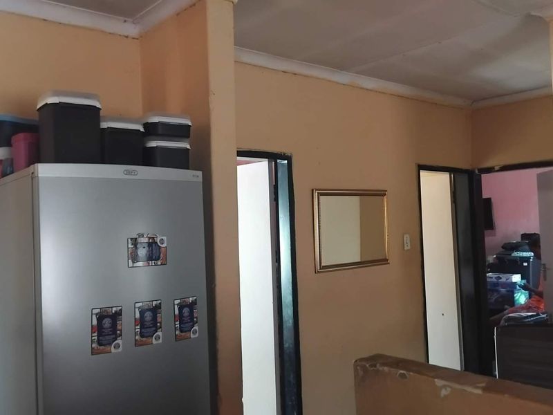 2 Bedroom for Sale in Mabopane Unit S - Photo 5