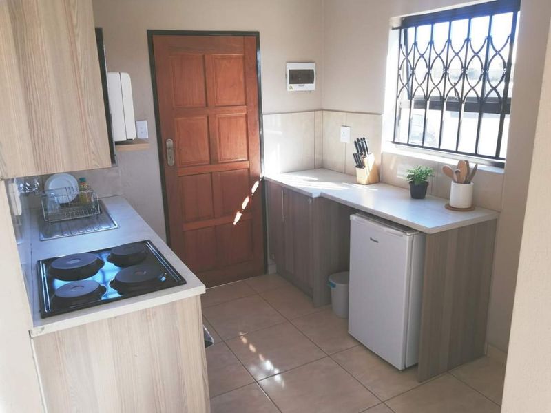 OFF PLAN NEW DEVELOPMENT, ALL COSTS INCLUDED, BUY DIRECT FROM THE DEVELOPER, FULL TITLE STANDS. NO DEPOSITS / 100% BONDS (dependent on client profile) (You may - Photo 3