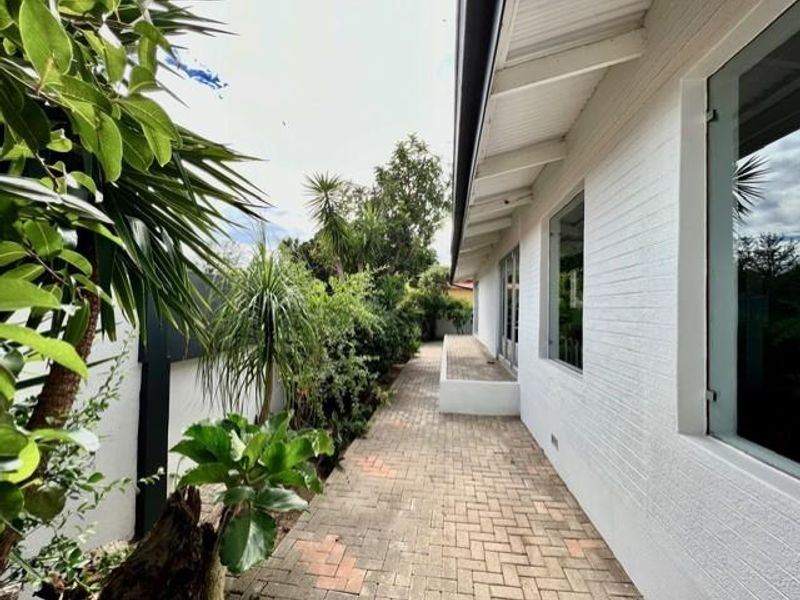 3 Bedroom House To Let in Klein Windhoek - Photo 6