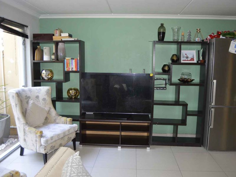 Villa Avante – Designed for Living, Built for Loving - Photo 2