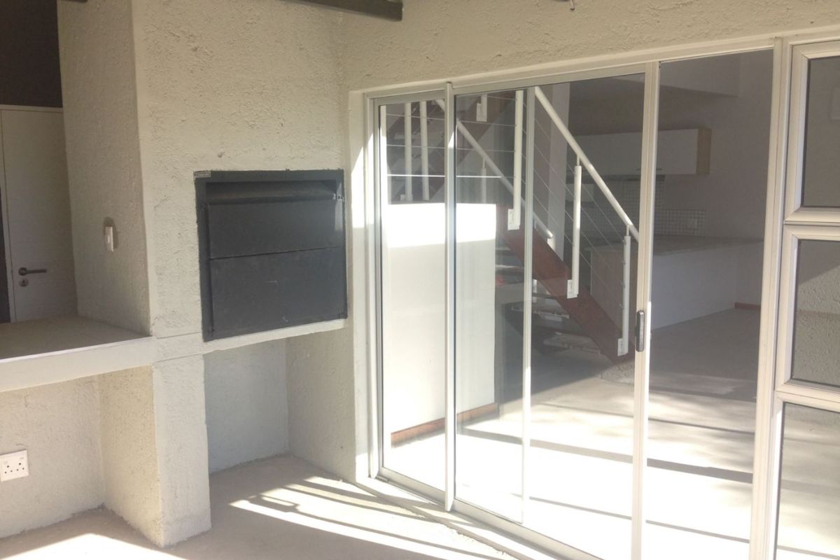 3 bedrooms Townhouse in OKAHANDJA - Photo 4