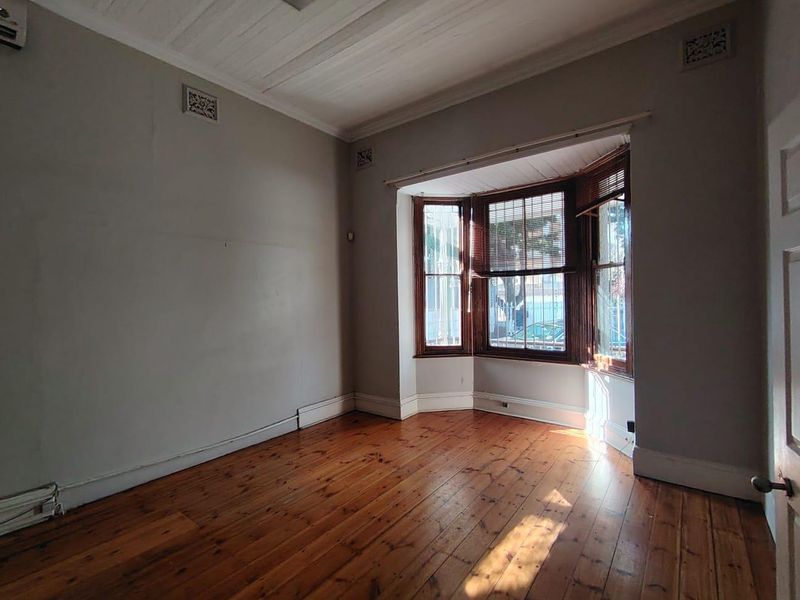 Offices to Let In  Essenwood  x4 - Photo 2