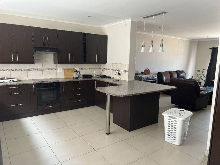 Property #2467588, Apartment Rental Monthly in Meersig