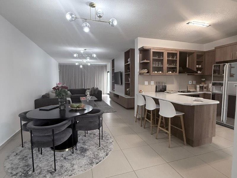 AVIS| SPACIOUS | TOWNHOUSE - Photo 8