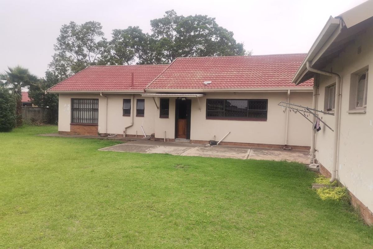 3 Bedroom House For Sale in Vanderbijlpark SE6 - Photo 3