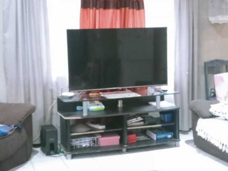 Enormous property for sale. - Photo 7