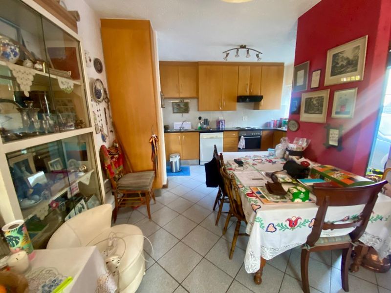 Charming Ground-Floor Unit in The Hutch: Your Serene Escape! - Photo 9