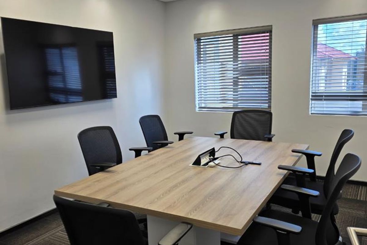 Premium A-Grade furnished Offices in Windhoek Central - Photo 3