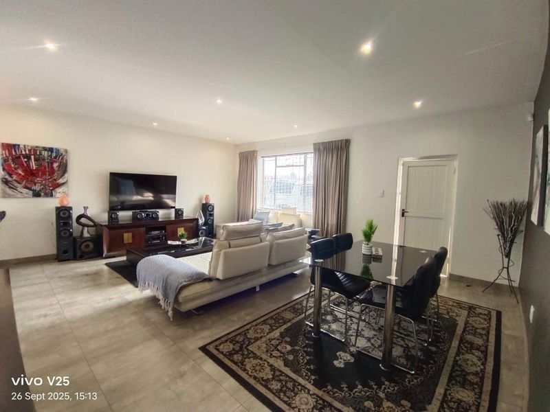 Ultra Modern Home with Flatlet for Sale - Photo 3