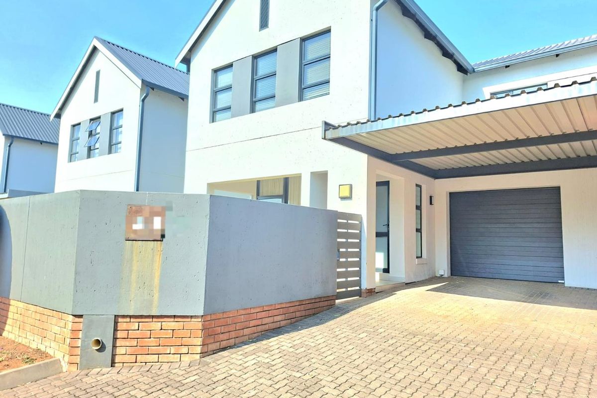Stunning 3 bed garden duplex in Pinehaven - Photo 2