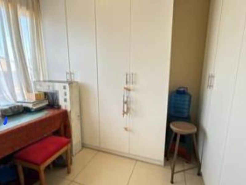 2 Bedroom Townhouse for Sale in MeredaleJohannesburg South - Photo 10