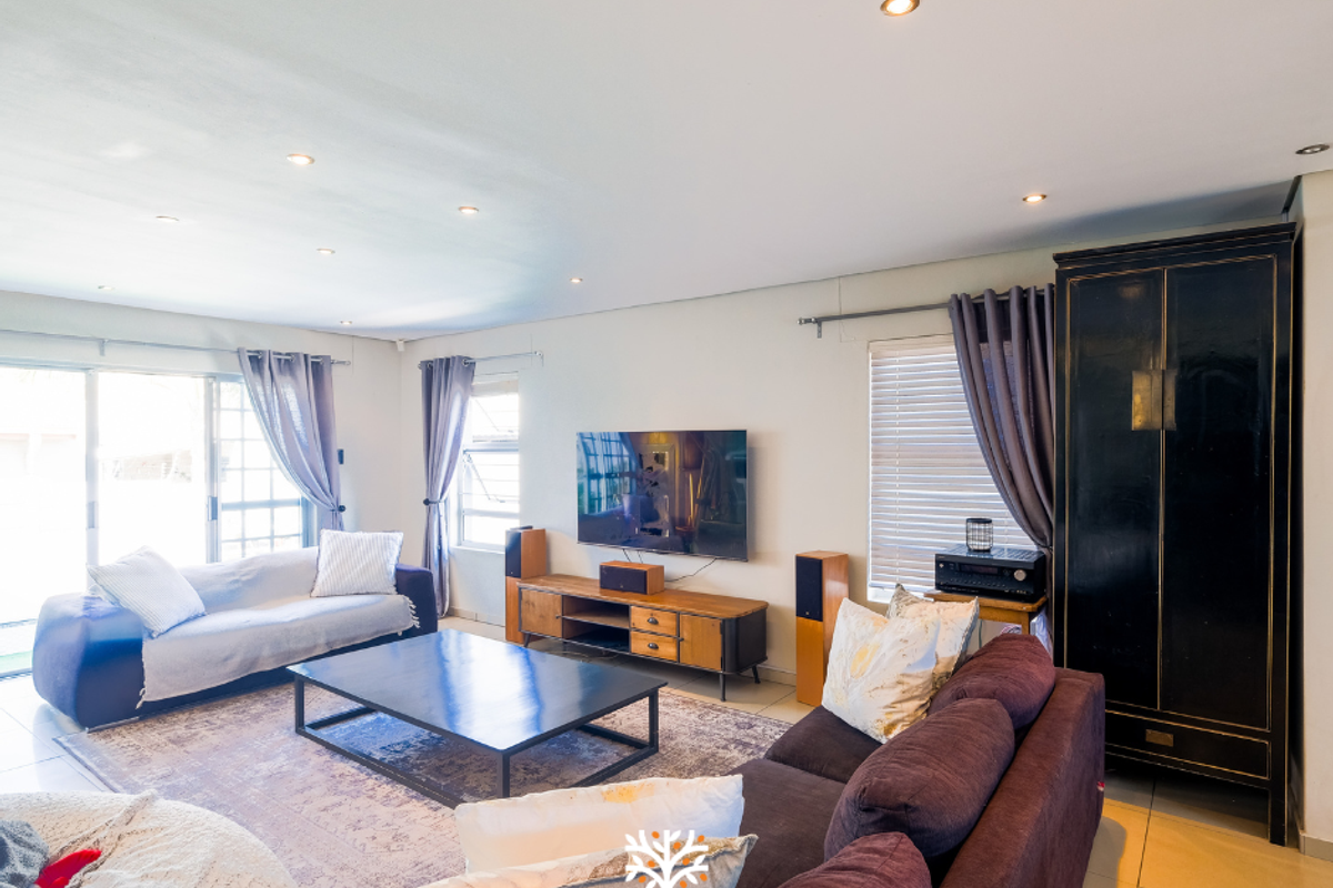 FAMILY HOME FOR SALE IN KLEINE KUPPE - Photo 2