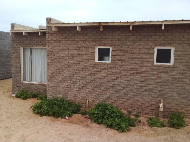 2 Bedroom House for Sale - Photo 9