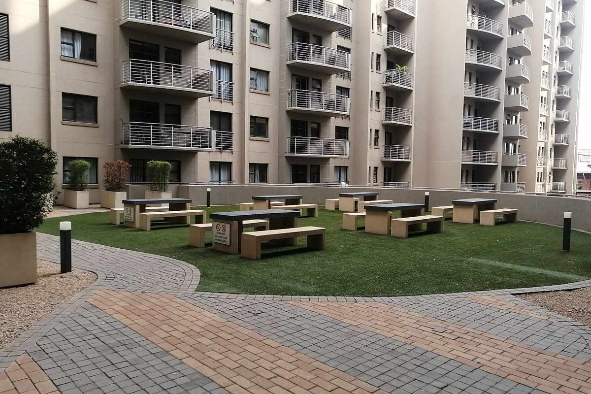 2 Bedroom to rent at Duncan Court - Photo 3