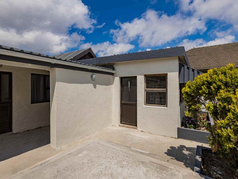 La Bella Vida Self Catering Apartments - Photo 10