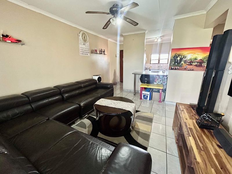 For Sale | Caversham Glen,Pinetown | 2 Bedroom Perfect Starter - Photo 4