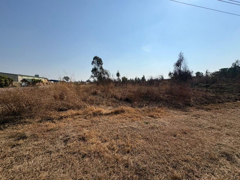 2.2ha Industrial 1 Zoned Vacant Land – Prime R59 Location - Photo 2