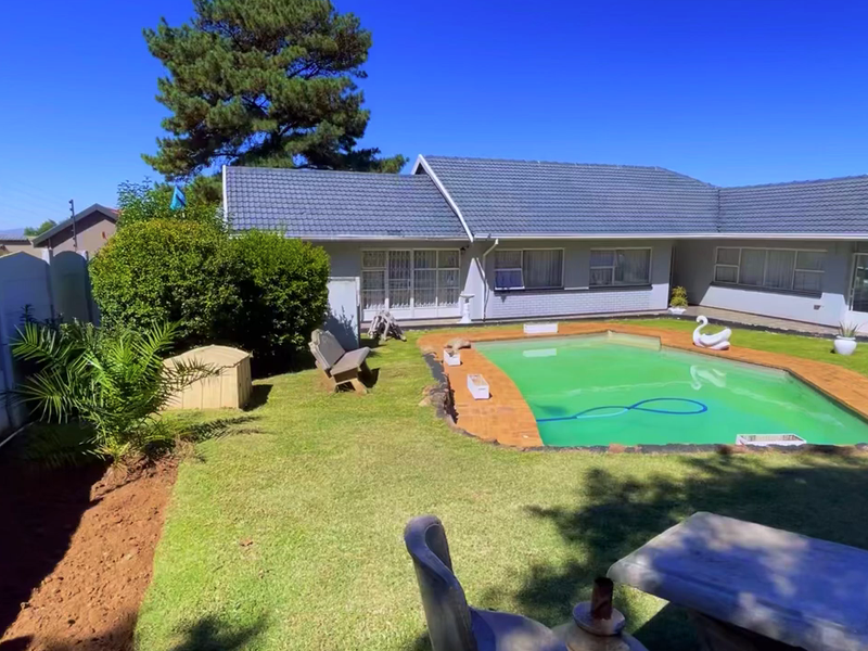 House for Sale in Alberton - Photo 3