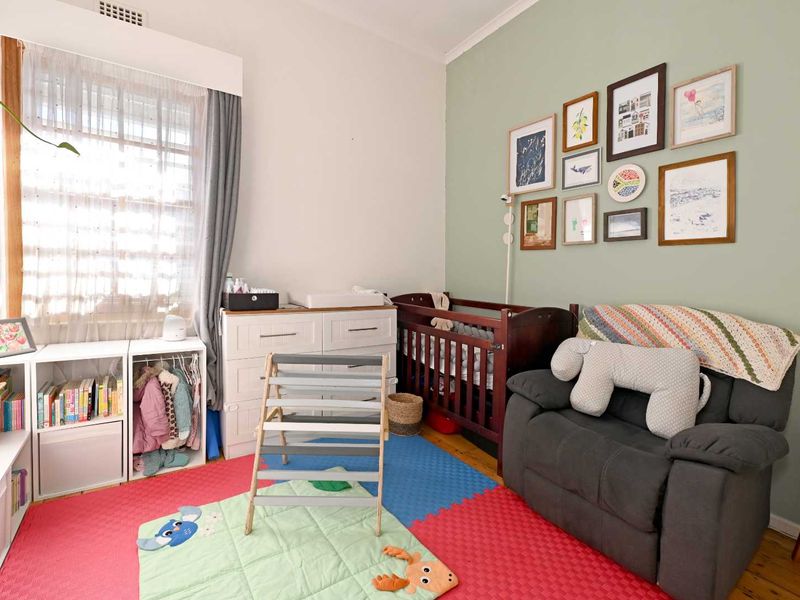 Three Bedroom Semi-Detached Home with Ocean Views - Photo 10