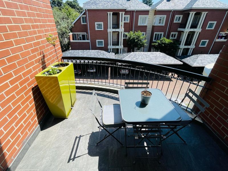 2 Bed Furnished Apartment for Rent at The Melrose - Photo 10
