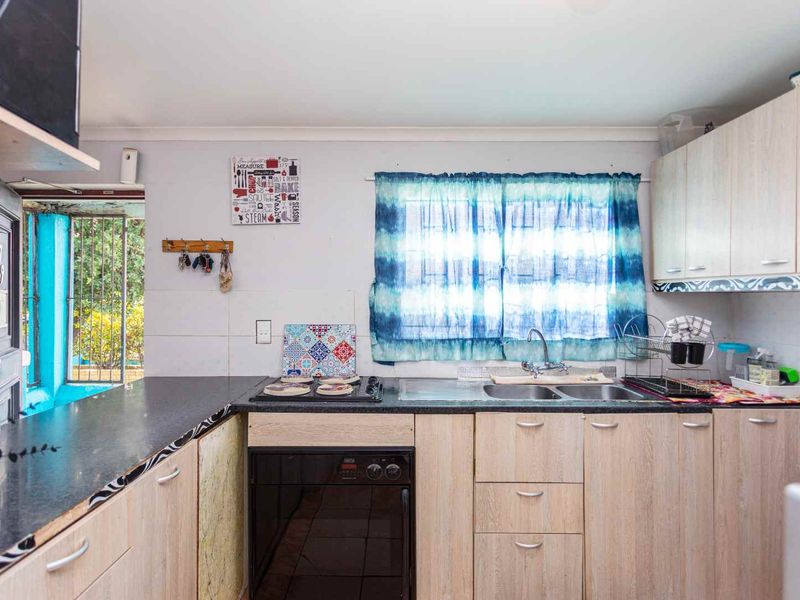 Family home for sale - Photo 5