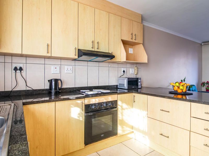 Seaside Escape – Comfort with Coastal Charm and Lifestyle Perks - Photo 3