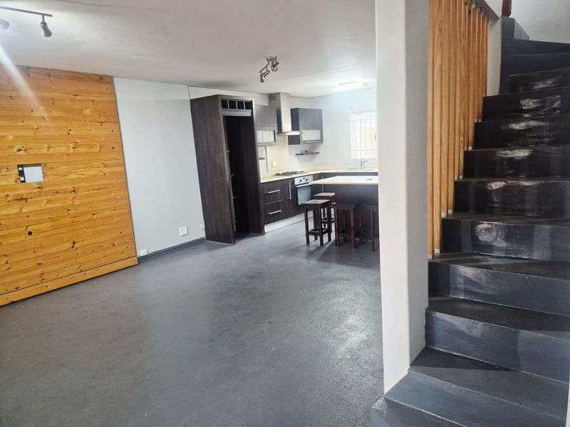 3 bedroom in secure complex - Photo 4