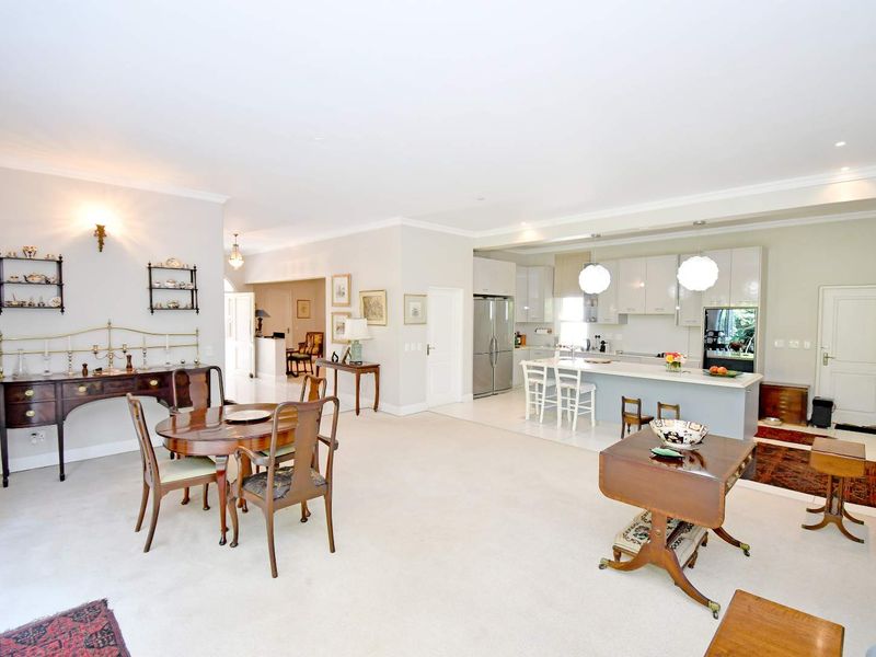 Luxury living within a secure Bryanston enclosure - Photo 10