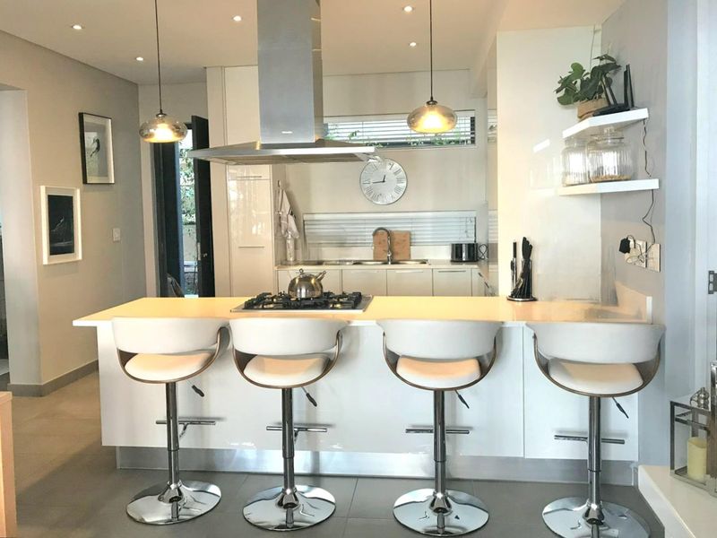 2 Bed, 2 Bath Designer Apartment – Steyn City (Furnished) - Photo 10