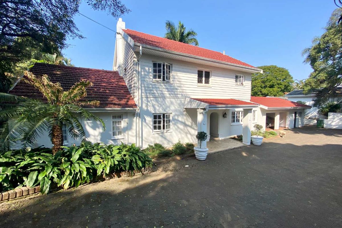 Hendra Estates - Gorgeous Family Home For Rent In Durban North! - Photo 2