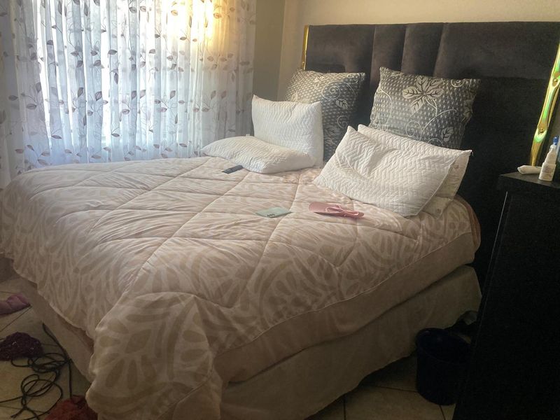 Specious 2 bedroom apartment for sale at Jabulani - Photo 4