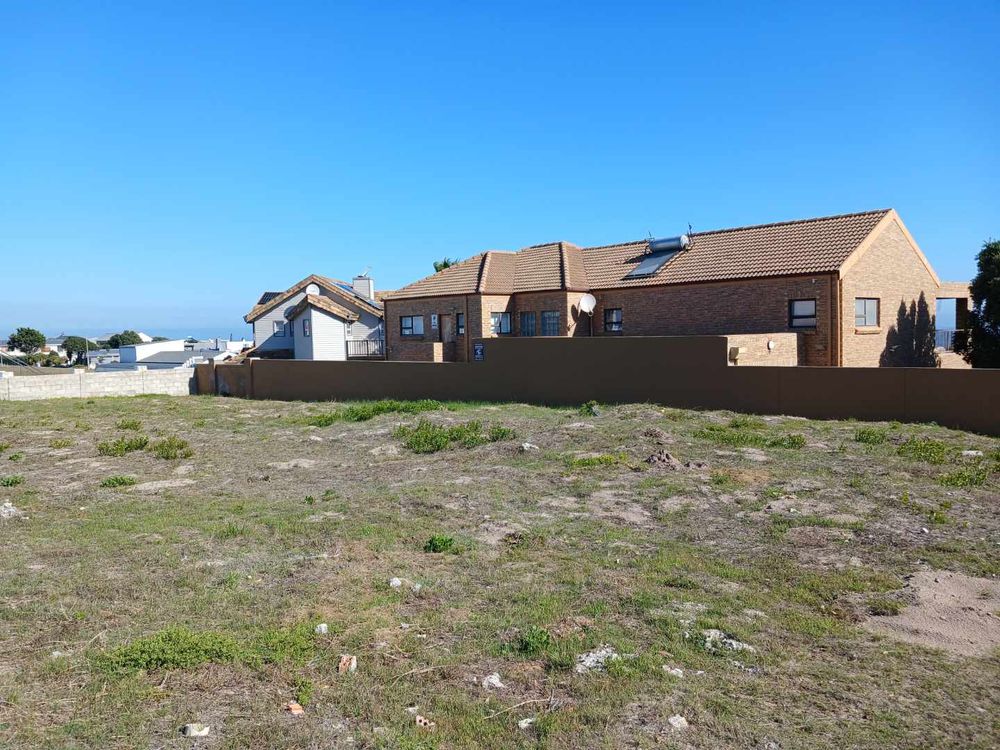 Sea View in a completely different direction; Birkenhead coastline at the back.