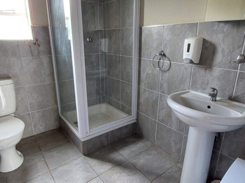 Ideal Office location - Photo 10