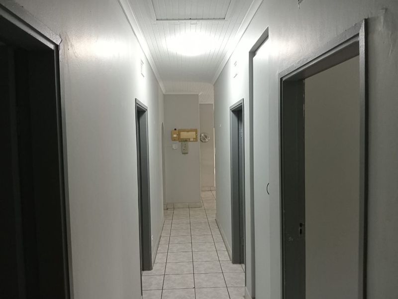 Step into easy, stylish living in the heart of Meer en See - Photo 6