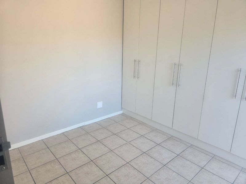 Groundfloor apartment Unit 3 in Panorama - Photo 6