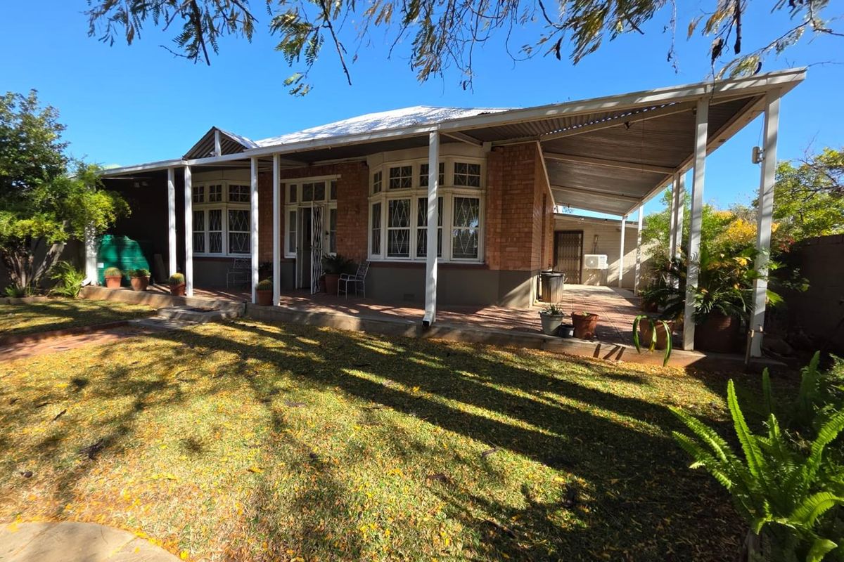 Beautiful 4 bedroom house - Photo 3